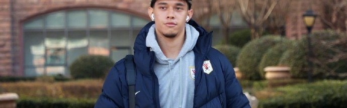 世俱杯买球-1月7日上午，山东泰山出发前往海口，进行为期三周的第一阶段冬训