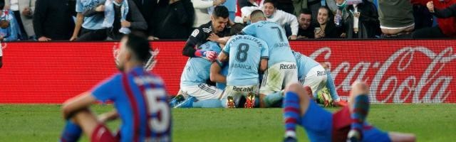 哈维看看吧，这就是你要带的队，3球领先被绝平